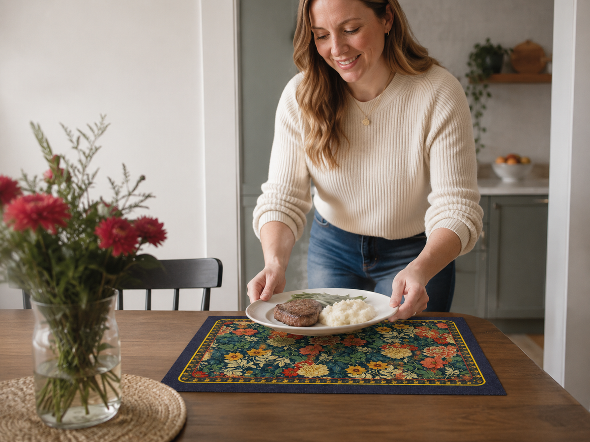 🌺 Placemats | Coated-Fabric Dining Home Hosts | Vintage Floral Elegance